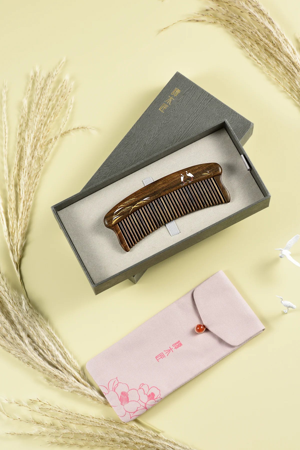 HAIR COMB TEETH INLAY GREEN REED