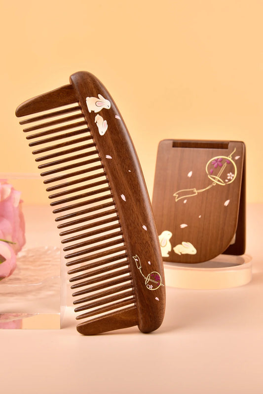 BUNNY WOOD COMB & MIRROR SET